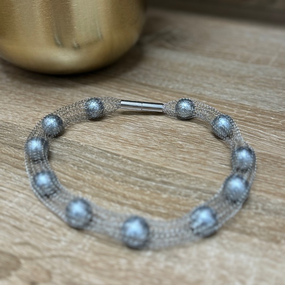 Necklace with Metallic Mesh Detail in Silver Tone | 15” Long. - Picture 5 of 7